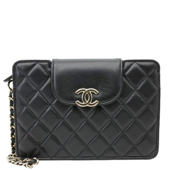 Chanel  CC Quilted Lambskin Leather Pouch Wristlet Black - Picture 1 of 12